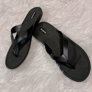 🟢3 for $20——-OKABASHI Breeze flipflop machine washable UNISEX